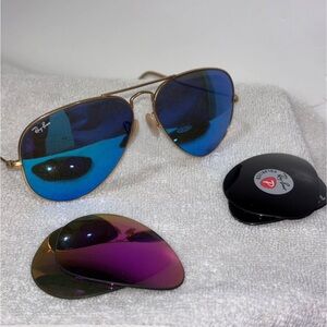 Unisex Ray-Ban Gold Frame Sunglasses with Blue and hot pink and black Lenses